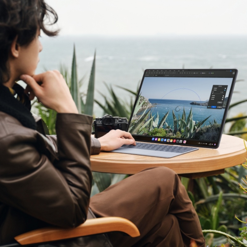 MateBook Fold Extraordinary Master - Image 5